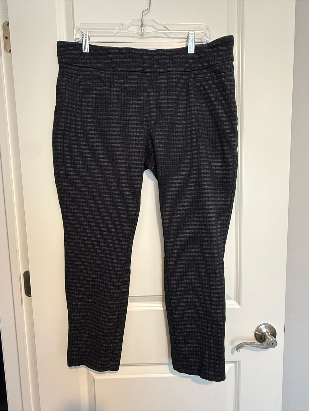 DALIA Charcoal Grey Textured Stretch Ankle Pants XL
